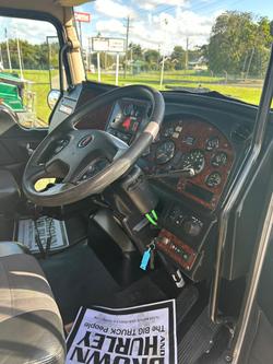 2014 Kenworth T300 Series T359