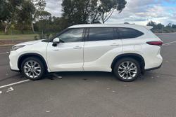 2021 Toyota Kluger Grande