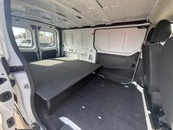 2021 Mitsubishi Express