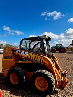 2011 CASE Sr200