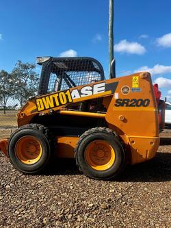 2011 CASE Sr200