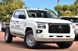 2025 Mitsubishi Triton GLX