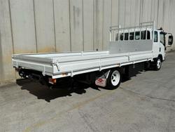 2010 Isuzu Nqr 450
