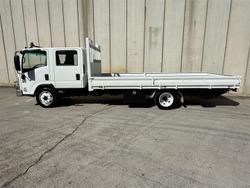 2010 Isuzu Nqr 450