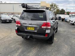 2010 TOYOTA LANDCRUISER VX (4x4)