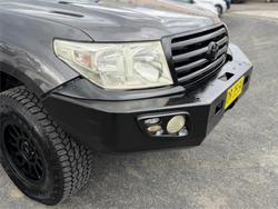 2010 TOYOTA LANDCRUISER VX (4x4)