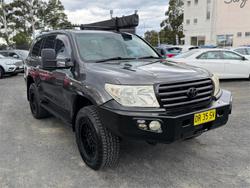 2010 TOYOTA LANDCRUISER VX (4x4)
