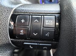 2019 Toyota Hilux SR