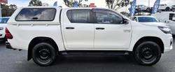 2019 Toyota Hilux SR