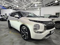 2023 Mitsubishi Outlander PHEV Exceed