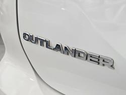 2023 Mitsubishi Outlander PHEV Exceed