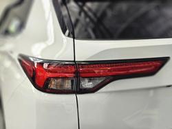2023 Mitsubishi Outlander PHEV Exceed