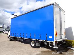 2018 ISUZU FRR 107-210