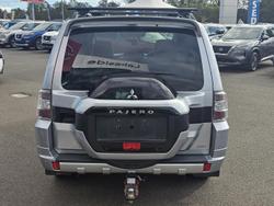2017 Mitsubishi Pajero GLS