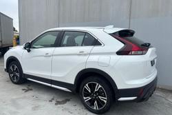 2022 Mitsubishi Eclipse Cross ES