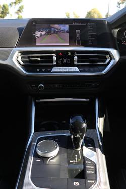 2022 BMW 3 Series 320i M Sport