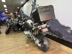 2017 BMW Motorrad R1200 GS WHITE