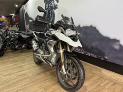 2017 BMW Motorrad R1200 GS WHITE