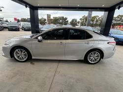 2019 Toyota Camry SL
