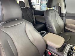 2025 Kia Carnival GT-Line HEV