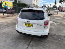 2017 SUBARU FORESTER 2.0D-L