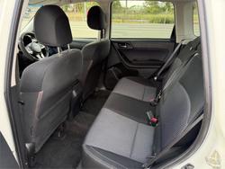 2017 SUBARU FORESTER 2.0D-L