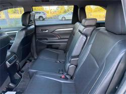 2015 TOYOTA KLUGER GXL (4x2)