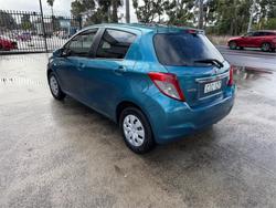2012 TOYOTA YARIS YR