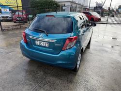 2012 TOYOTA YARIS YR