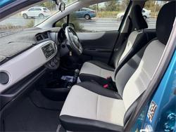 2012 TOYOTA YARIS YR
