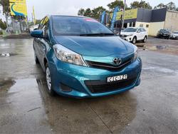 2012 TOYOTA YARIS YR