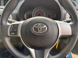 2012 TOYOTA YARIS YR