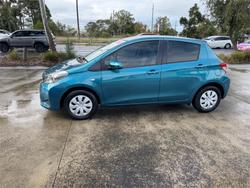 2012 TOYOTA YARIS YR