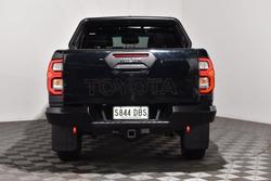 2022 Toyota Hilux Rugged X