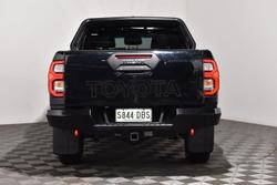 2022 Toyota Hilux Rugged X