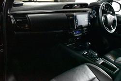 2022 Toyota Hilux Rugged X