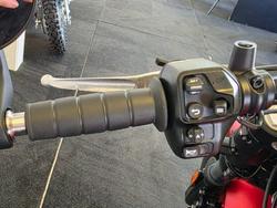 2025 Indian SCOUT BOBBER Red