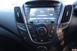 2016 Hyundai Veloster SR Turbo