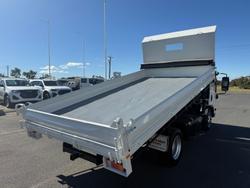 2014 Isuzu N Series NPR 300