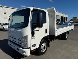 2014 Isuzu N Series NPR 300