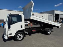 2014 Isuzu N Series NPR 300