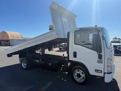 2014 Isuzu N Series NPR 300