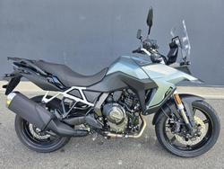 Suzuki V-Strom 800