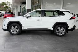 2022 Toyota RAV4 GX