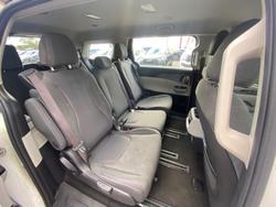 2023 Kia Carnival S