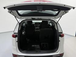 2023 Kia Carnival S