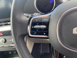 2023 Kia Carnival S