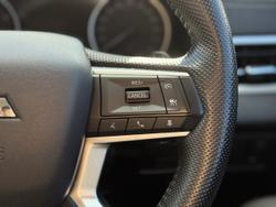 2022 Mitsubishi Outlander LS