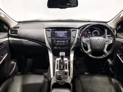 2016 Mitsubishi Pajero Sport GLS