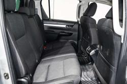 2022 Toyota Hilux SR5